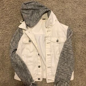 Free people white Denim jacket size small